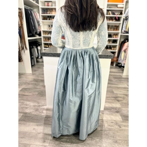 Vintage Blue and White Lace Dress Oscar de la renta - Picture 6 of 9